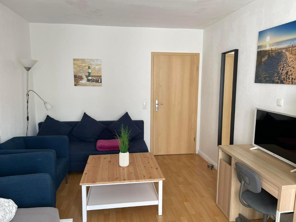 Top Lage In Rostock 3 Zimmer Wohnung Mit Bestem Ausblick Im 1 Og Rechts Exteriör bild
